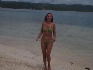 Remember the story about the tiny bikini back in Costa Rica. Here it is!!